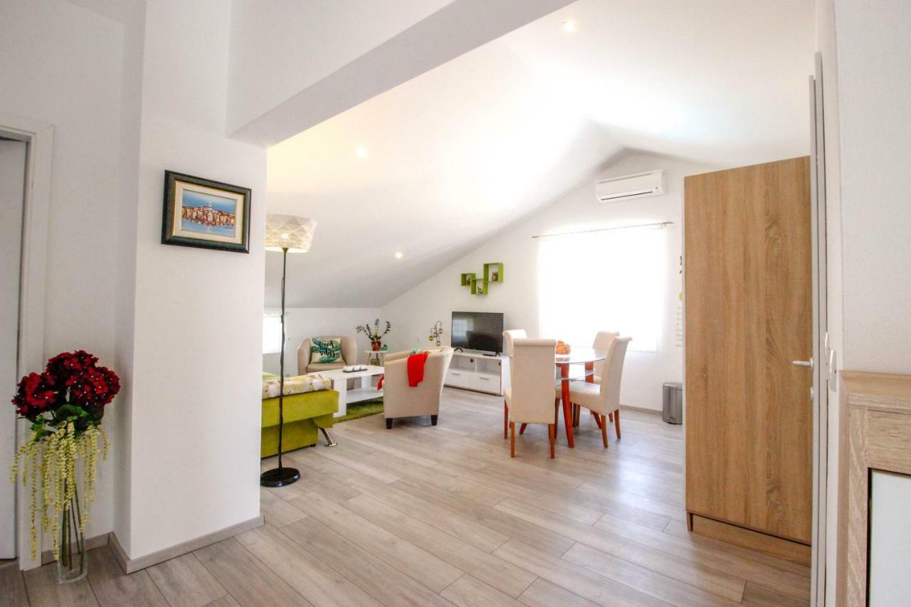 Studio Apartman Sky Rovinj Ngoại thất bức ảnh